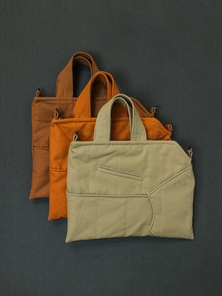 canvas puffer tote with zipper